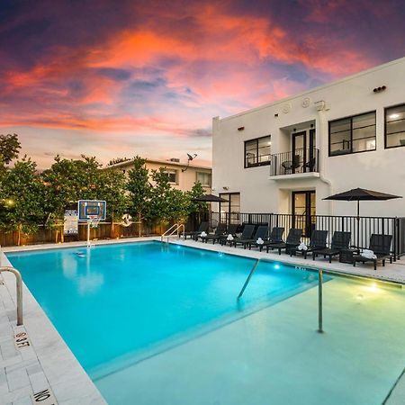 Lux Retreat By Renzzi Apartment Miami Exterior photo