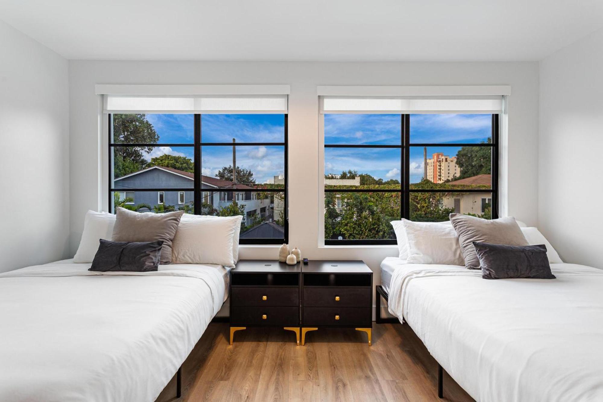 Lux Retreat By Renzzi Apartment Miami Exterior photo