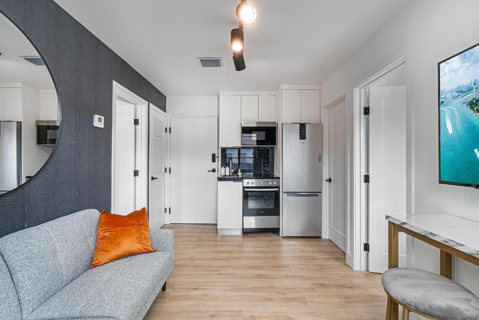 Lux Retreat By Renzzi Apartment Miami Exterior photo